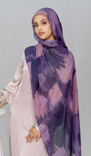 Load image into Gallery viewer, Violet Swan Modal