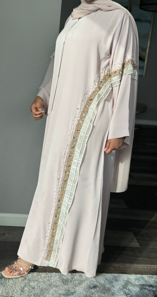 Harke Abaya Nude