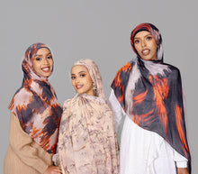 Load image into Gallery viewer, Peacock Bloom Modal
