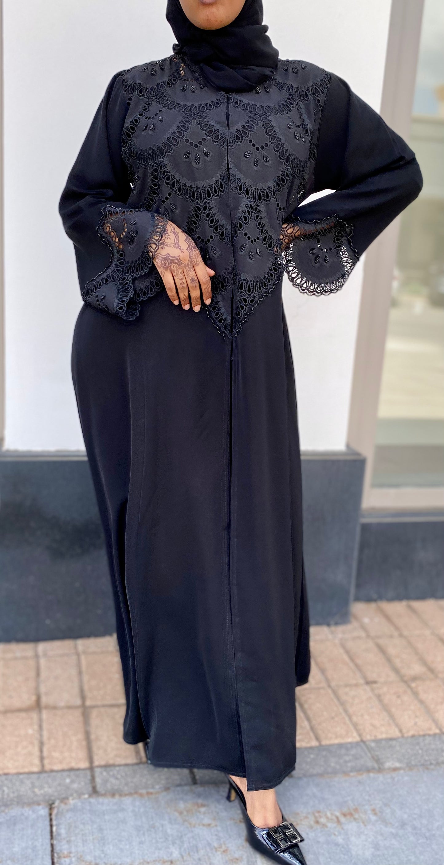 VD Black Abaya