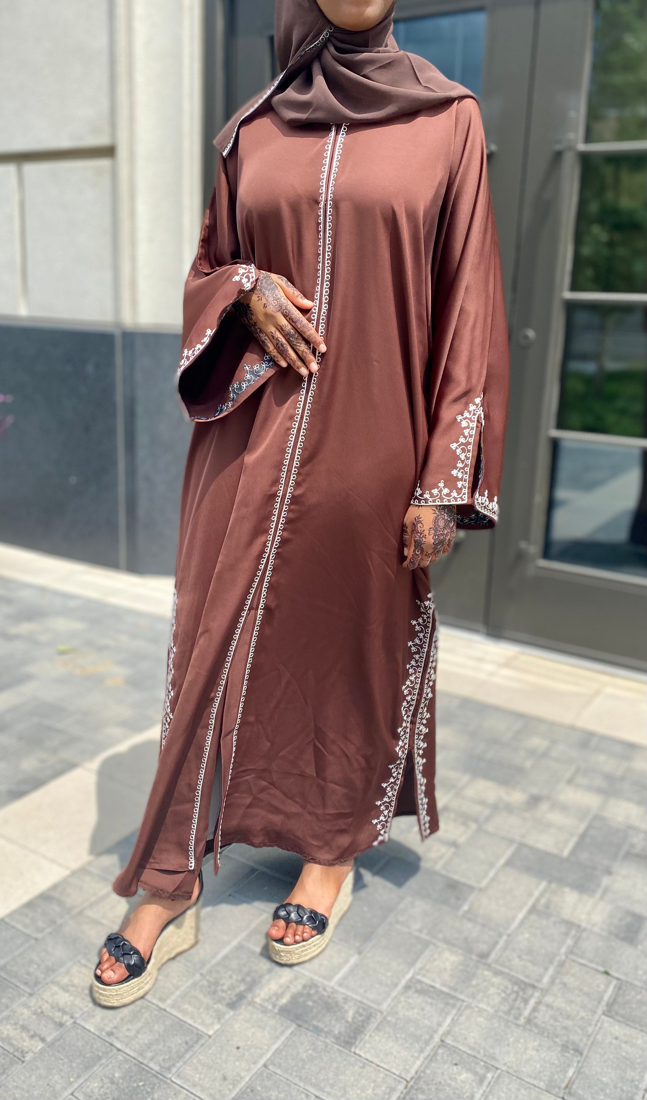 Embroidered Brown Abaya