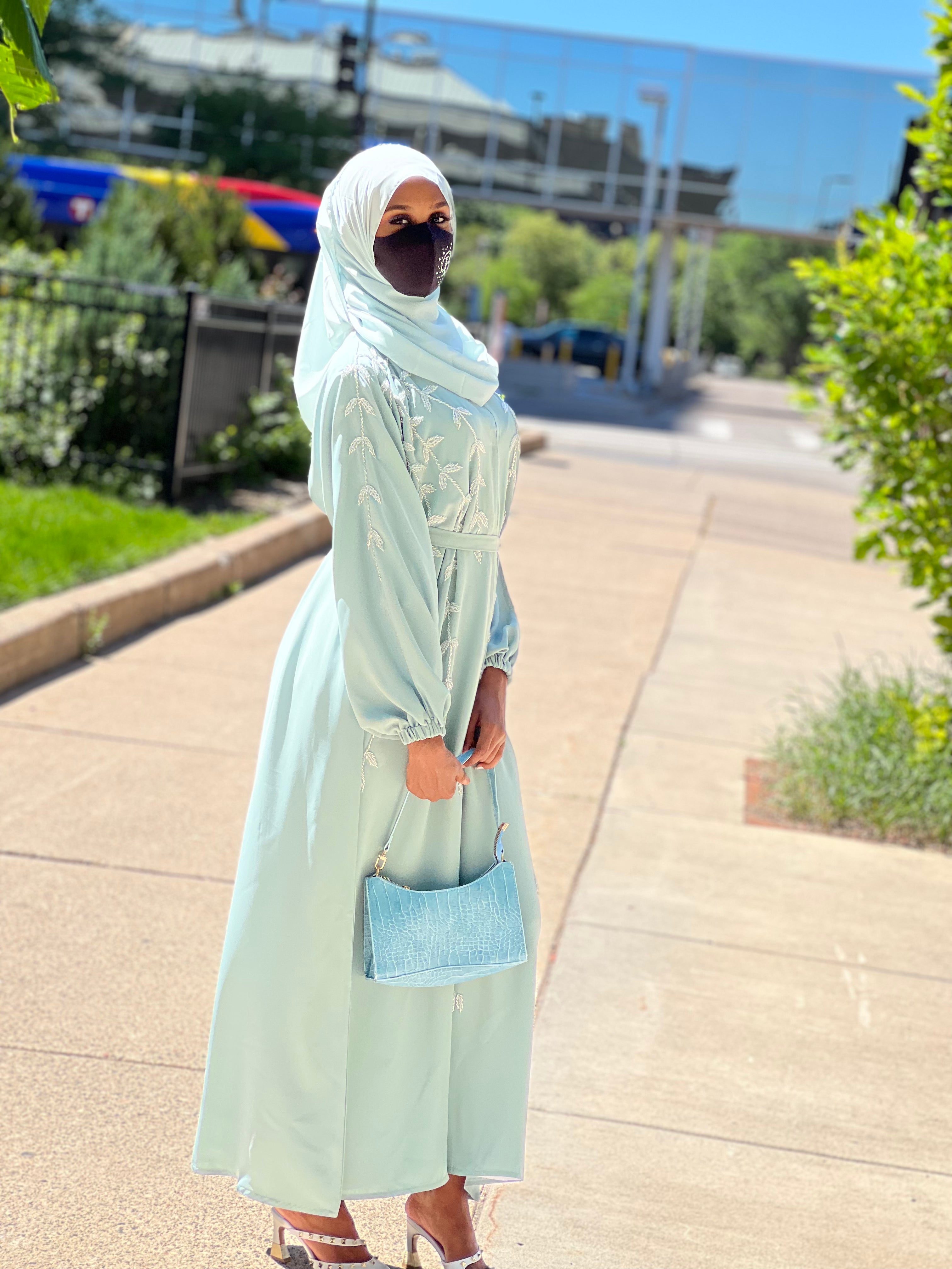Asusal Powder Abaya