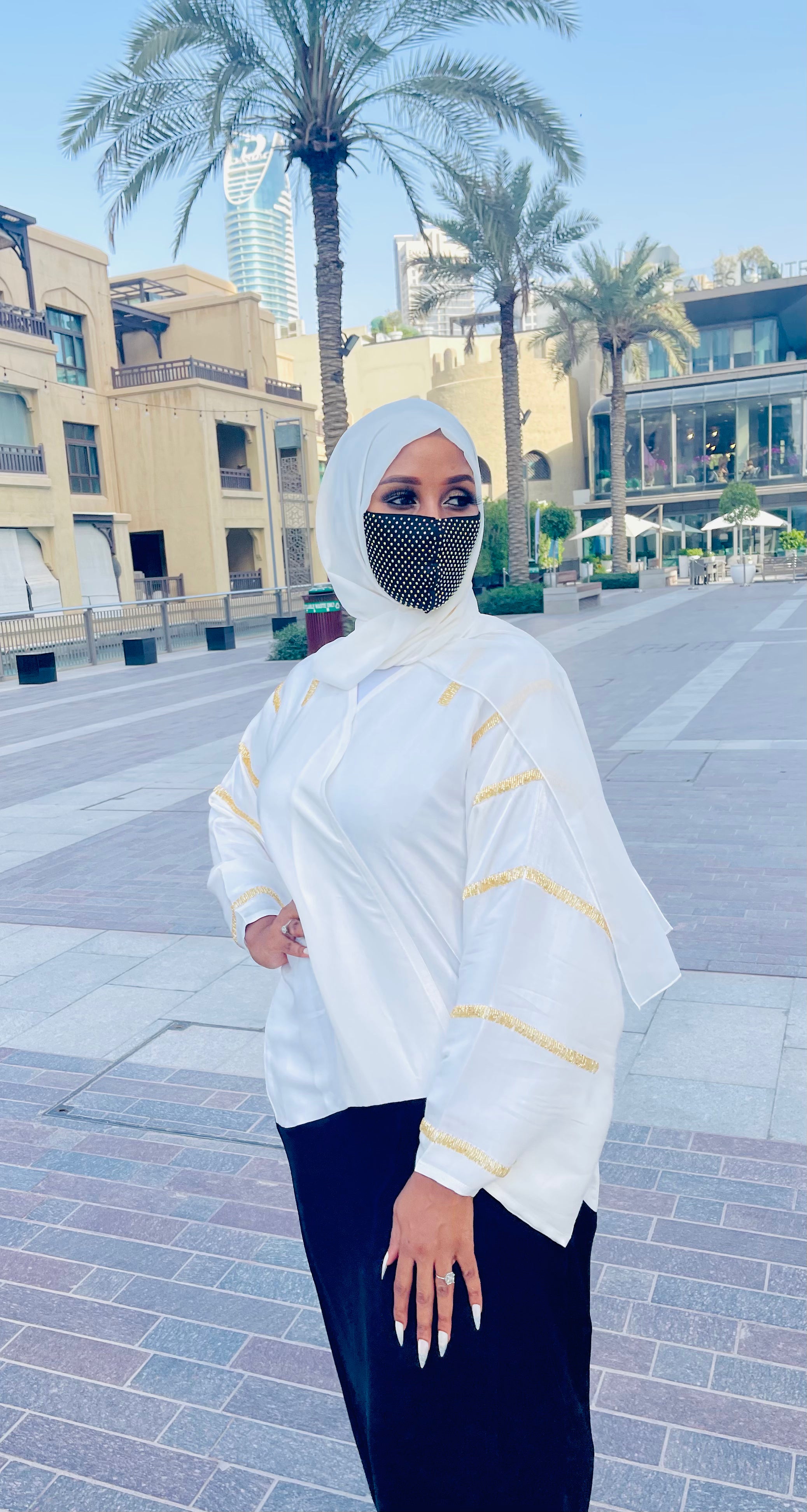 Black and White Open Abaya